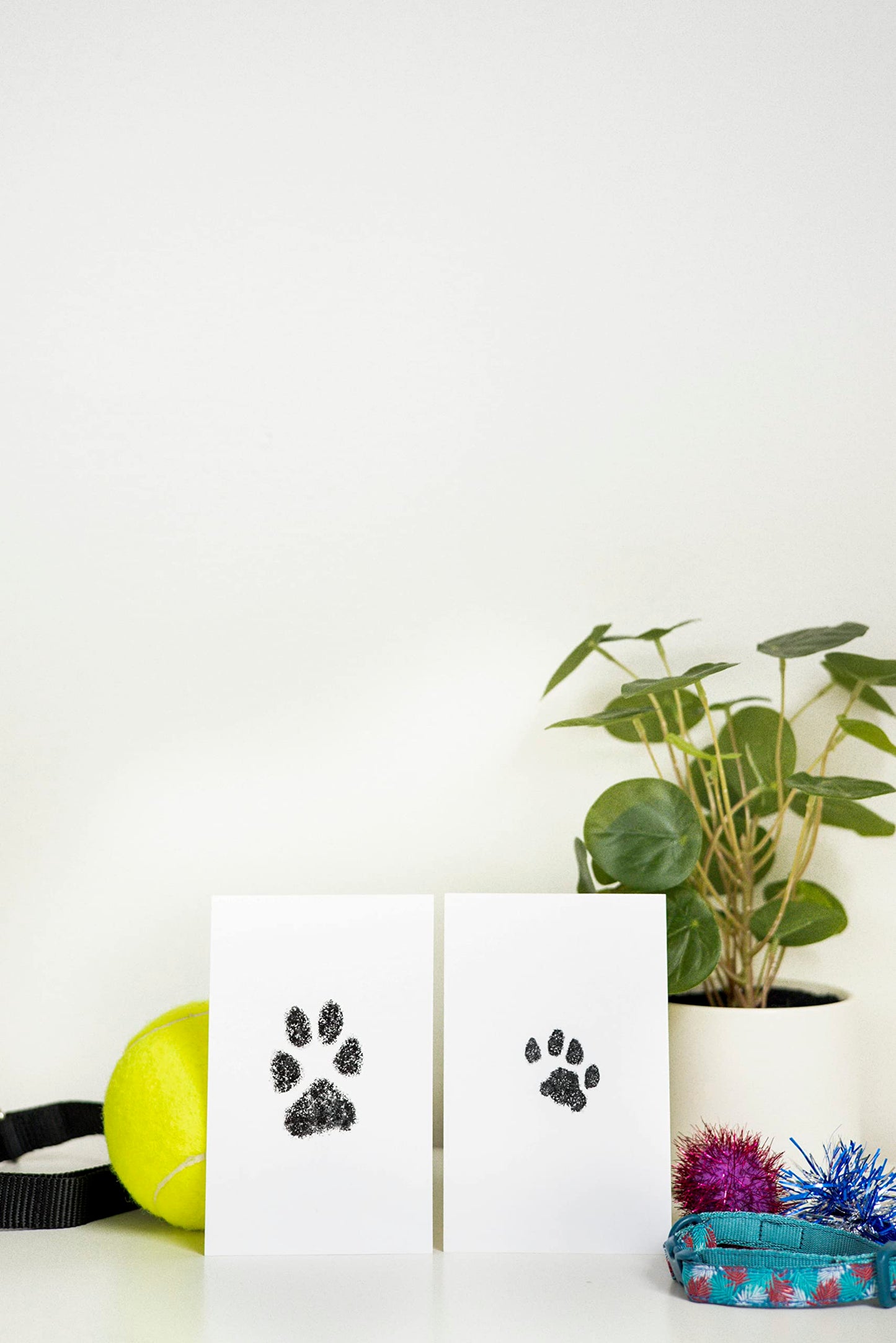 Pearhead S/M Paw Print Clean Touch Ink Pad, Dog or Cat Pet Owner Keepsake